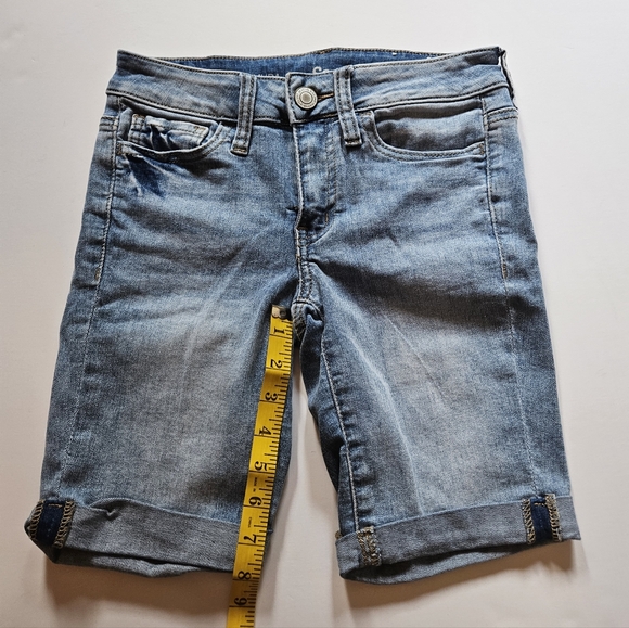 SO, Favorite Bermuda, jean shorts. Size 0 - Picture 6 of 9
